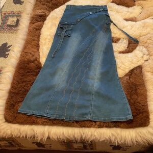 Denim skirt